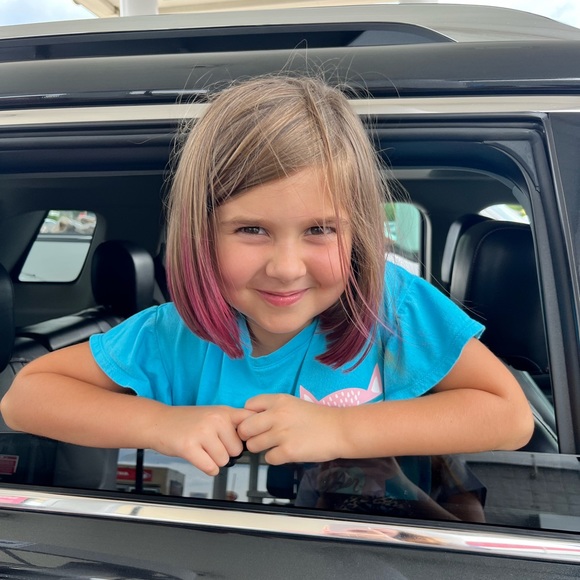 Meet your Posher, Katelynn - Picture 5 of 16